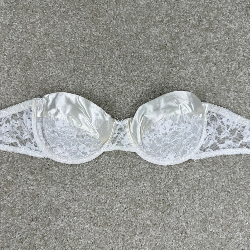 Vassarette White Satin Lace Strapless Bra 34C Underwire Bridal Coquette 74-140